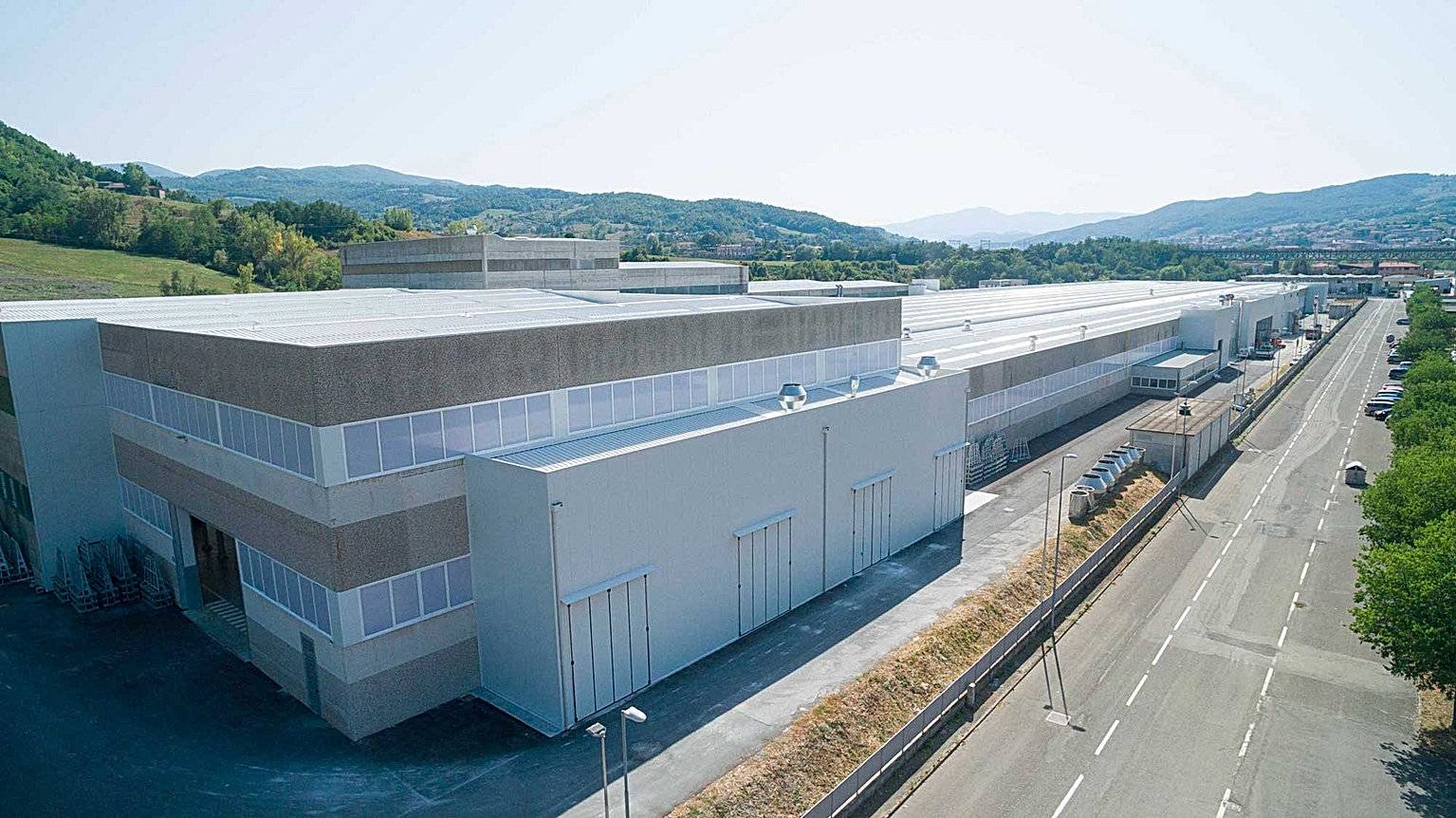 b9680e_935a4d5d658b40b69c1f16fad6ee1d8f_mv2